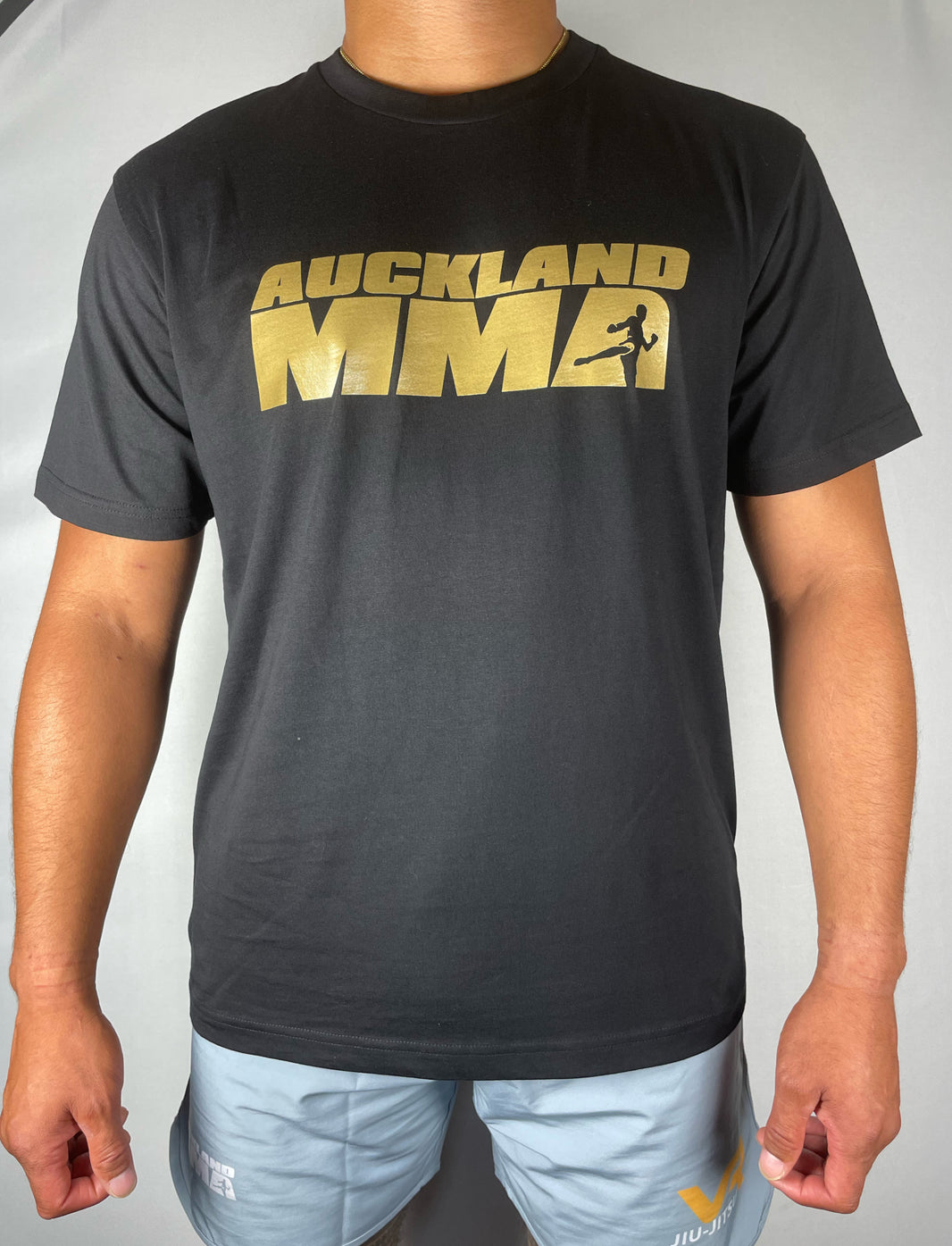 AUCKLANDMMA GOLD SHIRT